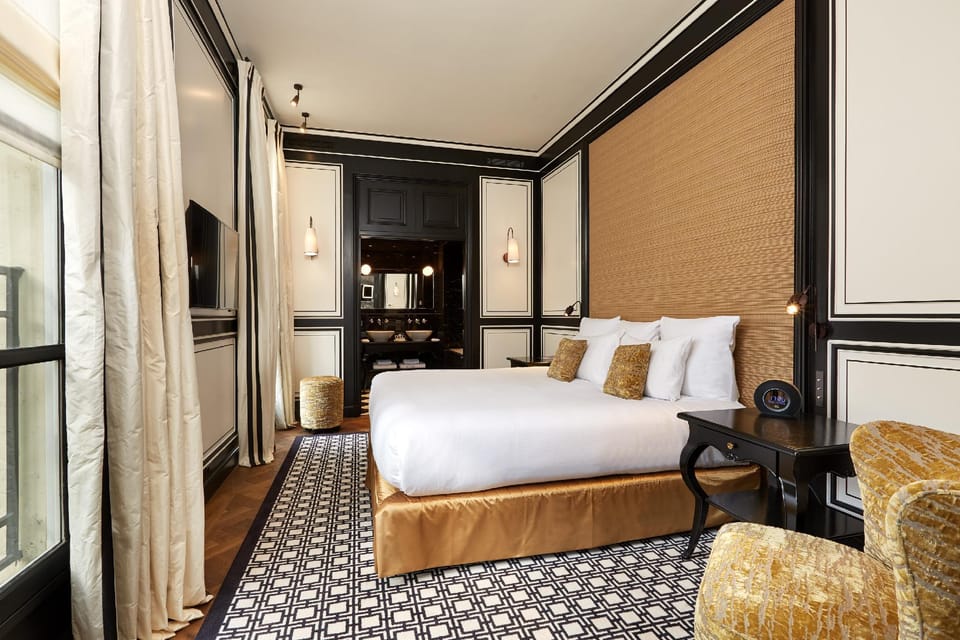 Suite room