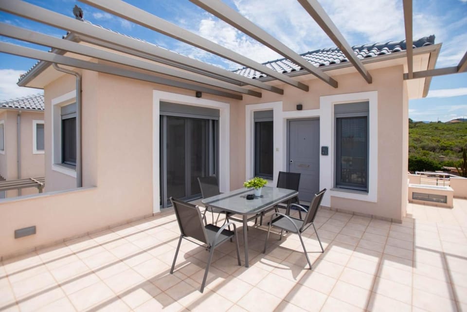 Mantis Seaside Houses Apartment hotel in Messenia
