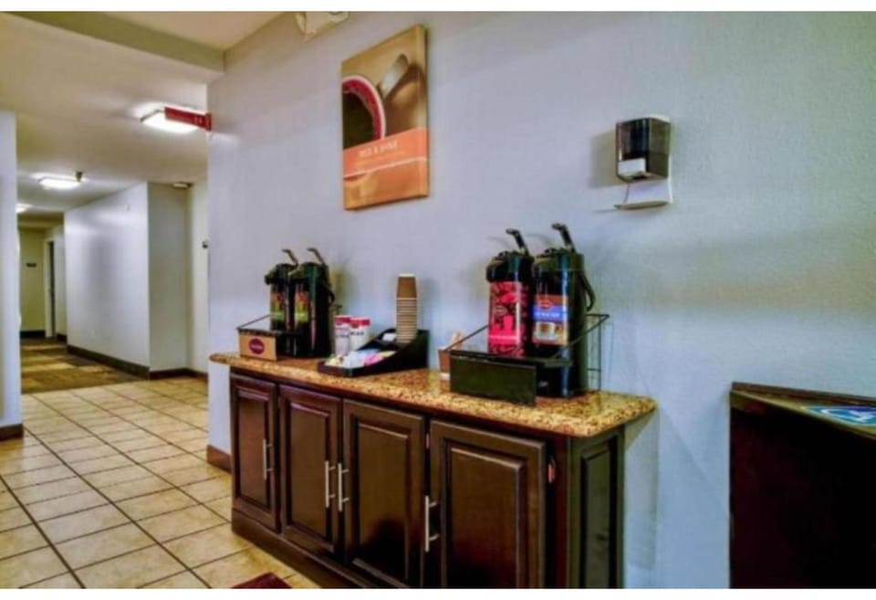 Studio 6 Suites Hesperia, CA – West Main Street – I-15 Hotel in Hesperia