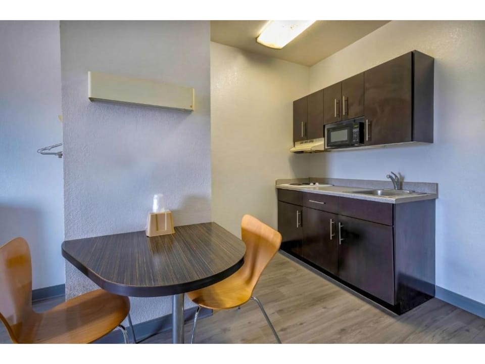 Motel 6 Cedar Park, TX Hotel in Leander