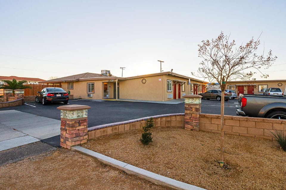 Motel 6 Hesperia, CA - East Hotel in Hesperia