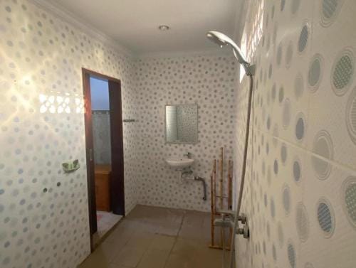 OYO 509 Bali Made Guest House Hotel in North Kuta