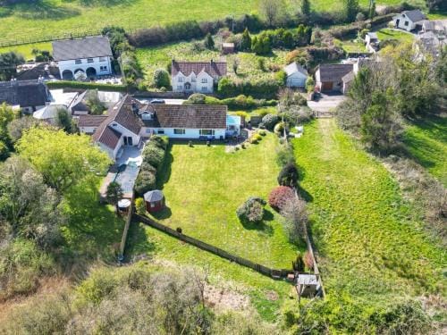 The Willows - 2 Bedroom Cottage - Oxwich Hotel in Wales
