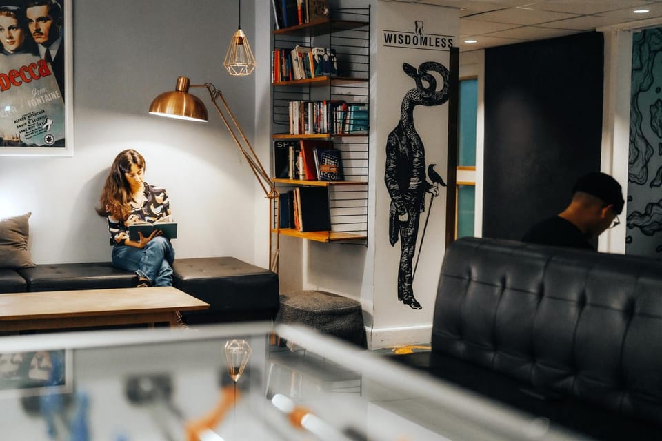 Bar/lounge