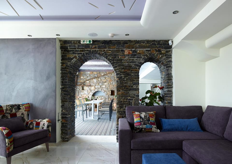 Mistral Bay Hotel Hotel in Akti Koundourou