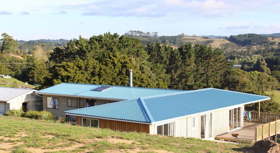 Pukeatua Farmstay Hotel in Auckland