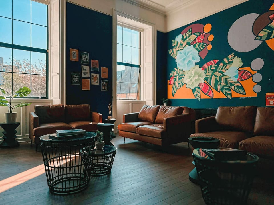 Shared lounge/TV area