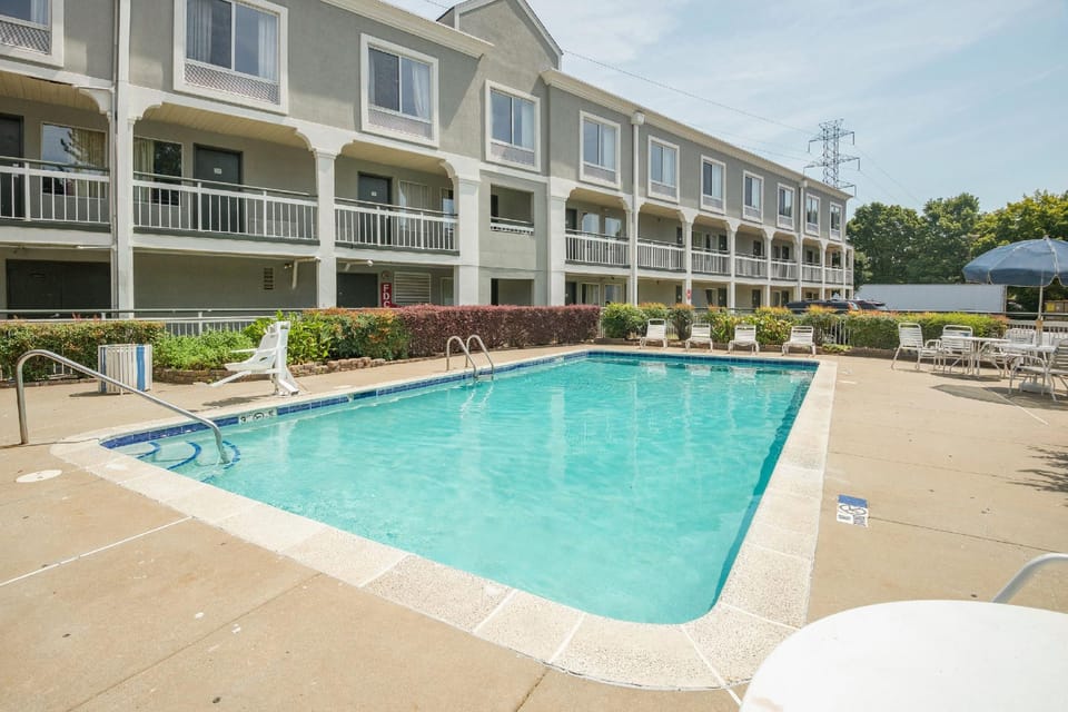 Studio 6 Suites Norcross, GA Hotel in Peachtree Corners