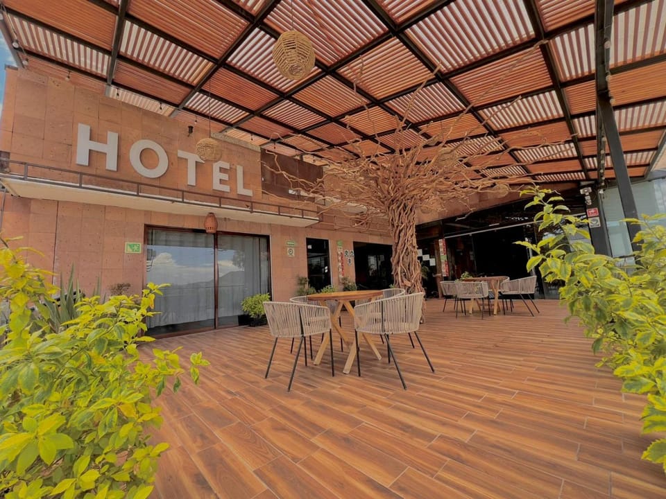 Hotel El Jaguar Hotel in Hidalgo, Mexico