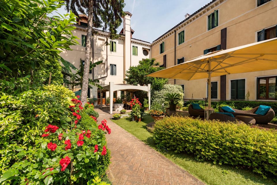 Hotel Abbazia Hotel in Venice