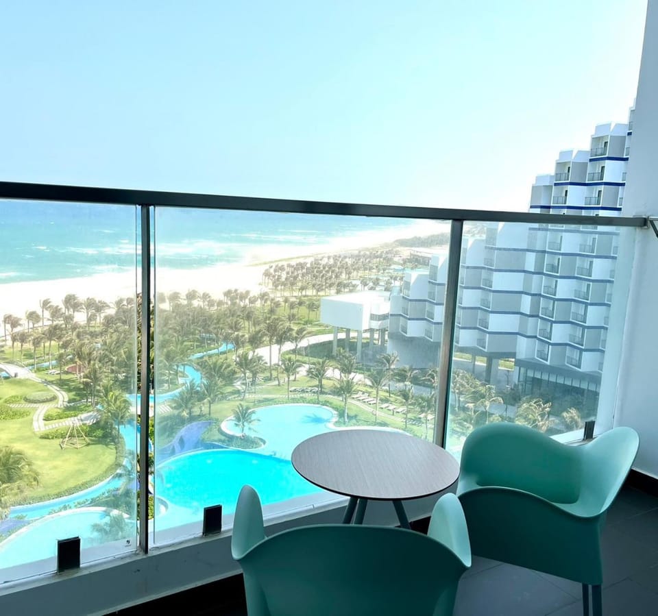 THE ARENA CAM RANH, CĂN HỘ Resort in Khanh Hoa Province