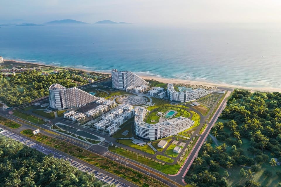 THE ARENA CAM RANH, CĂN HỘ Resort in Khanh Hoa Province