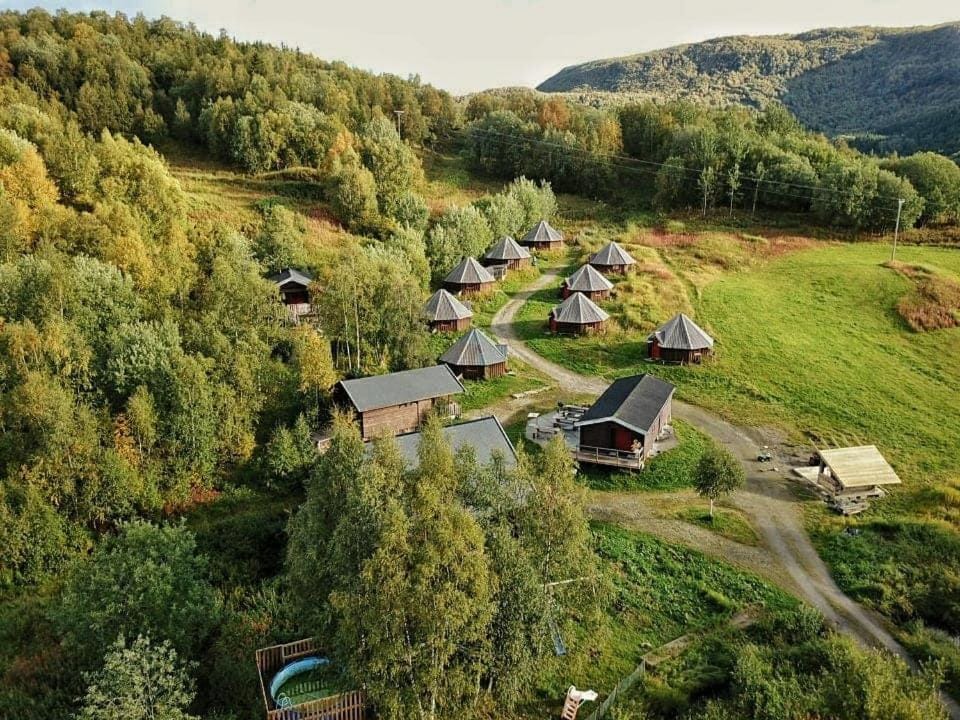 Vestvatn - Arctic Cabins Lodge in Nordland, Norway