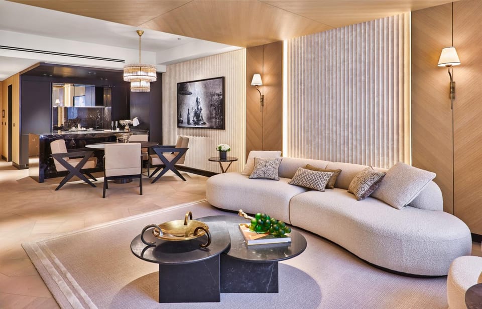 Shared lounge/TV area