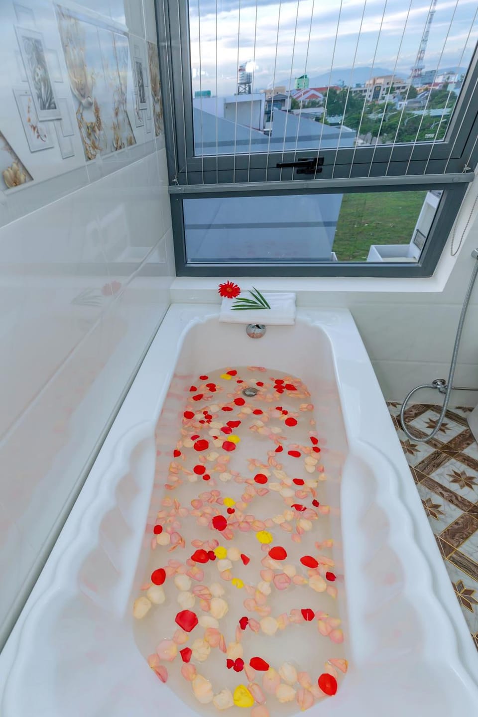 Tho Huong Hotel - Phan Thiet Hotel in Phan Thiet