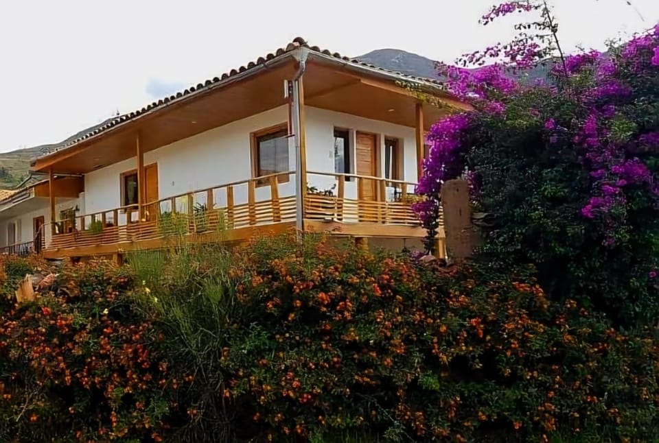 Schatzi Lodge Inn in Ancash, Peru