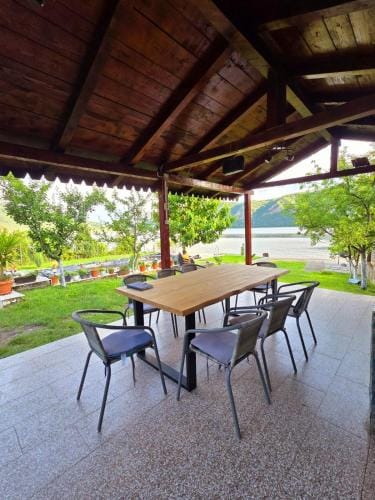 Casa David Lodge in Serbia
