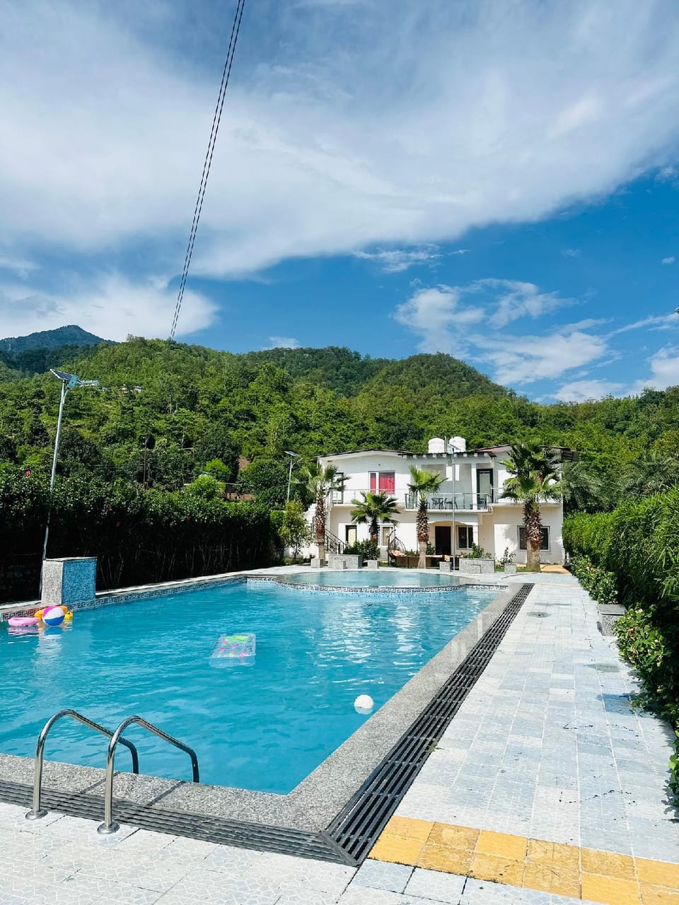 Swimming pool