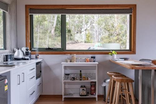 Eagle Ridge Retreat Hotel in Tasmania