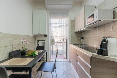 Fioravanti Apartments - San Luca Suite & Genesis House, A pochi passi dalla stazione, vicino al cuor Hotel in Bologna