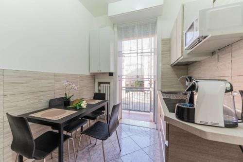 Fioravanti Apartments - San Luca Suite & Genesis House, A pochi passi dalla stazione, vicino al cuor Hotel in Bologna