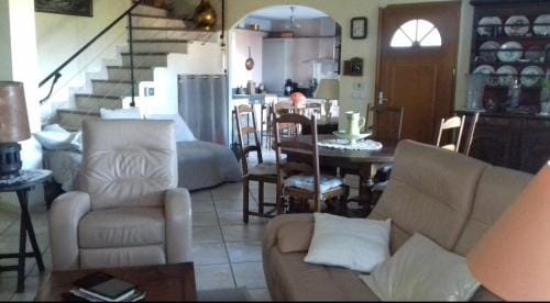 Chambres dans villa avec vue magnifique Hotel in Provence-Alpes-Côte d'Azur