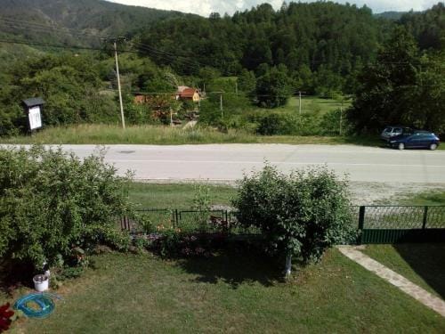 Rooms Violeta Hotel in Zlatibor District, Serbia