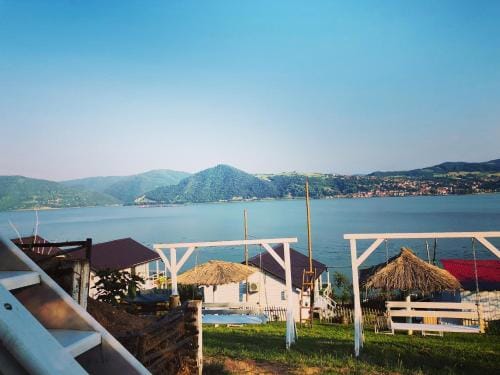 Dream Tricule Lodge in Serbia