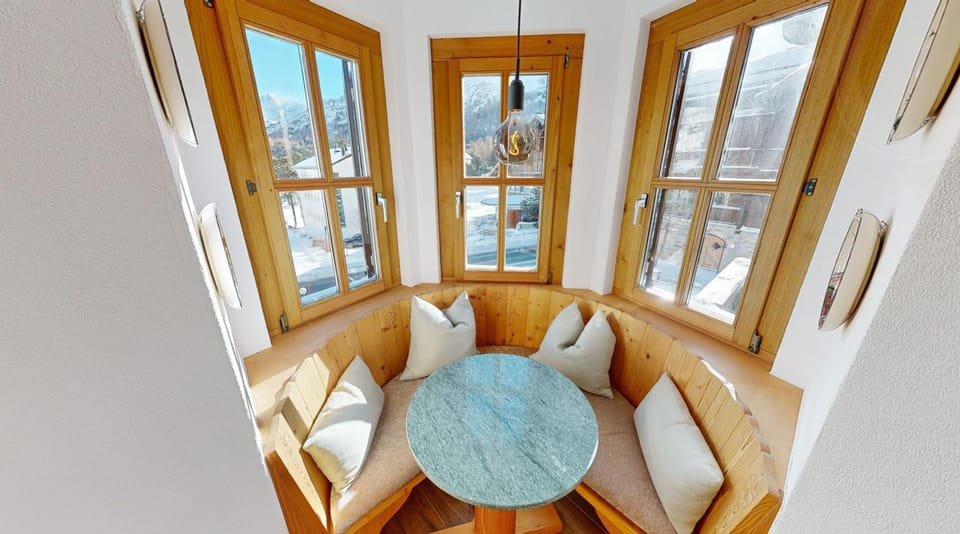 Schweizerhaus Apartments Hotel in Canton of Grisons