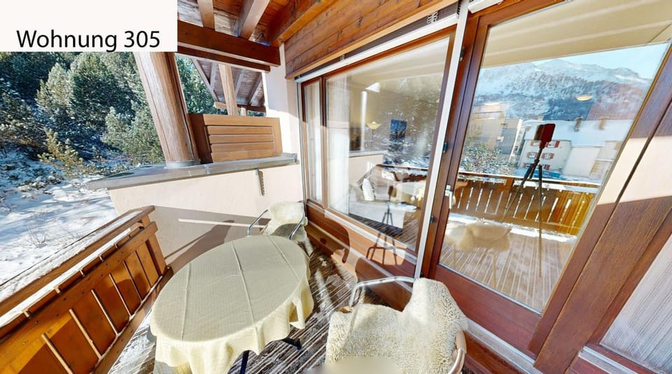 Schweizerhaus Apartments Hotel in Canton of Grisons