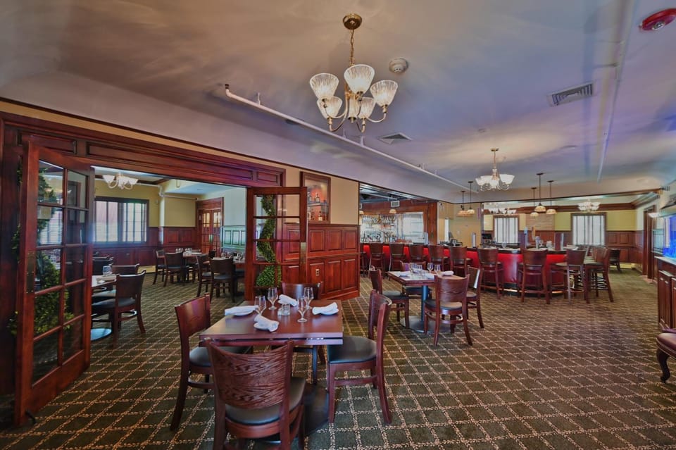 Tom Quick Inn Hotel in Milford