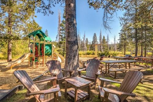 Snowpeak Serenity Hotel in Truckee