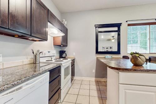 The Cozy Nook Hotel in King County
