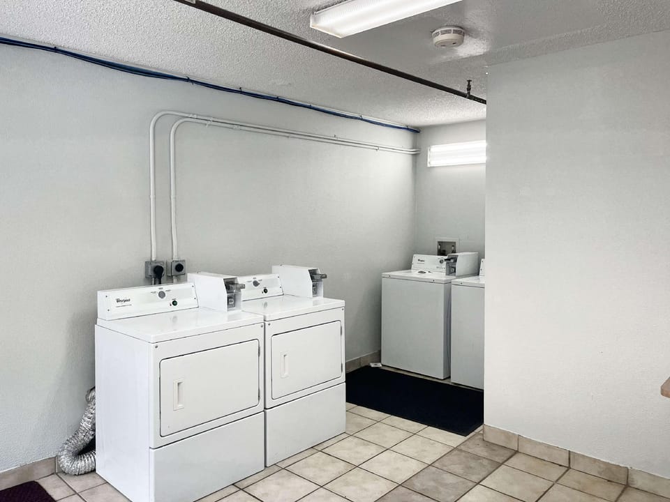 Studio 6  Suites Dayton, OH - Englewood Hotel in Dayton