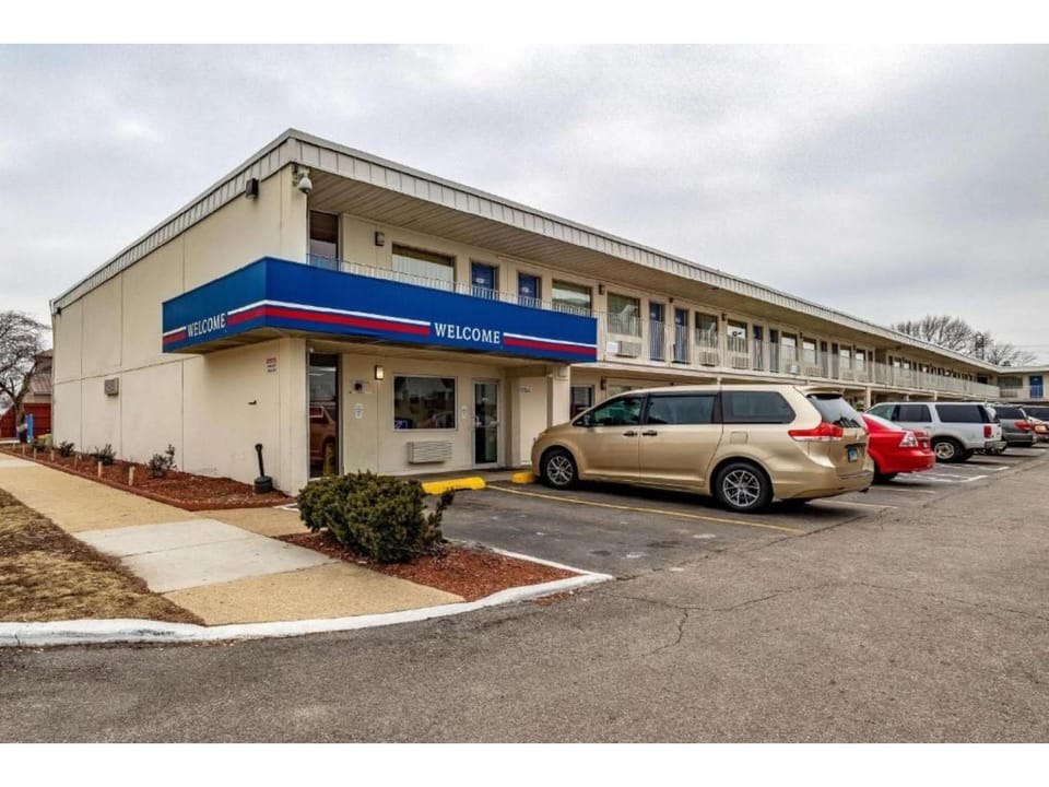 Motel 6 Joliet, IL - I-80 Hotel in Joliet