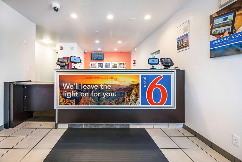 Motel 6 Corpus Christi, TX - Northwest Hotel in Corpus Christi