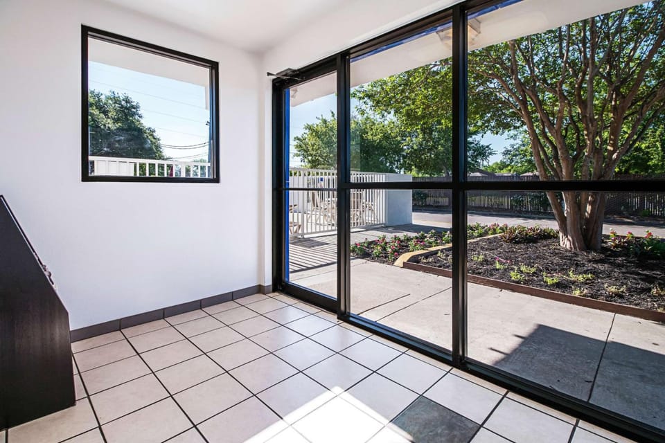 Motel 6 Corpus Christi, TX - Northwest Hotel in Corpus Christi