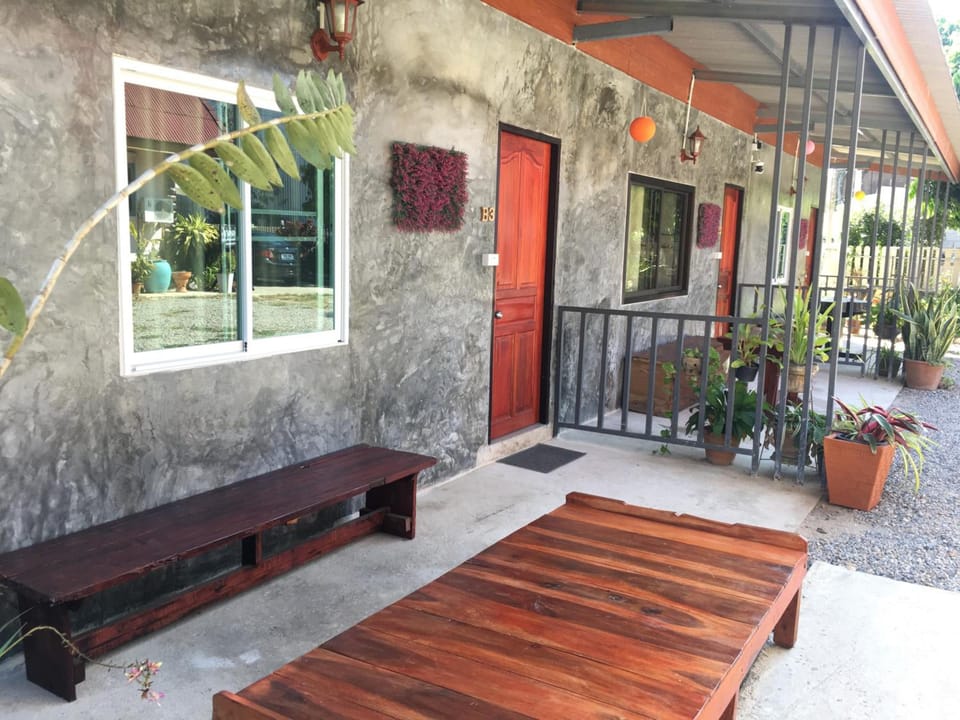 Muangchaem House Inn in Thailand