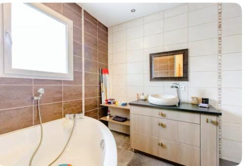 3 Chambres au Coeur des vignes Savoie Hotel in Auvergne-Rhône-Alpes