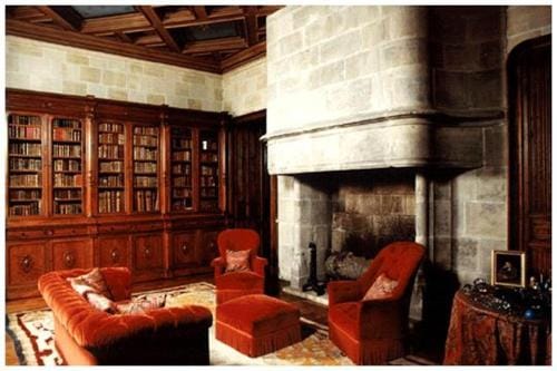 Chateau de Busset Hotel in Auvergne-Rhône-Alpes