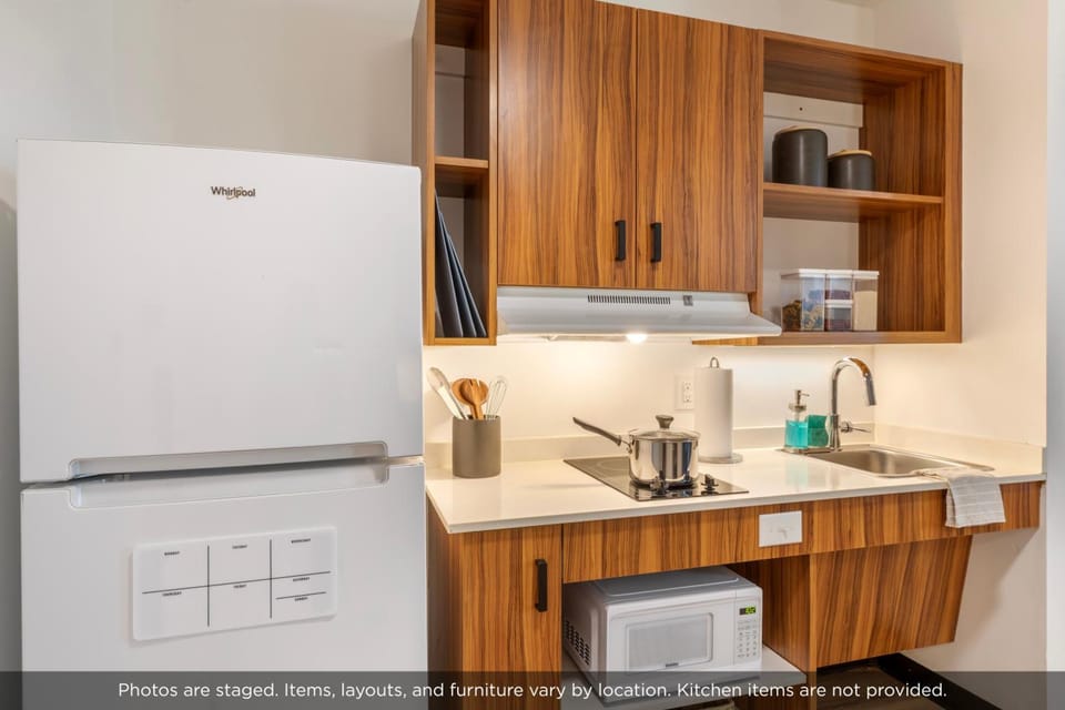 Uptown Suites Extended Stay Austin TX - Round Rock Hotel in Windemere