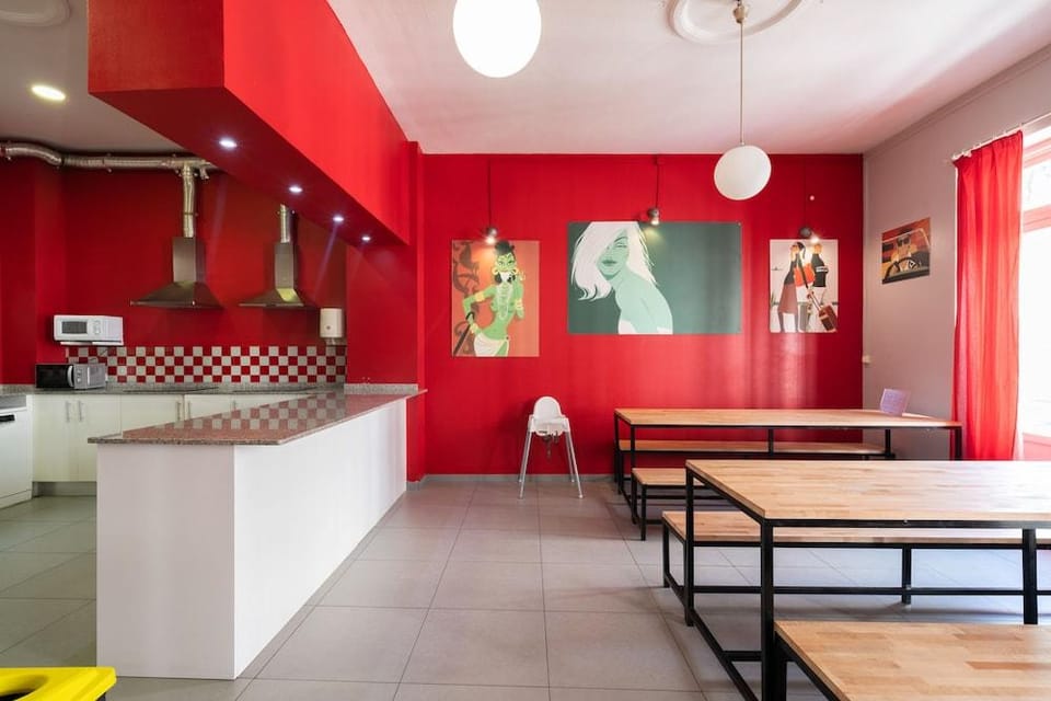 Red Nest Hostel Valencia Hotel in Valencia