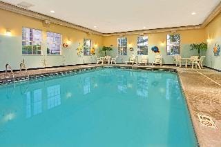 Hawthorn Suites by Wyndham Cincinnati Hotel in Sharonville
