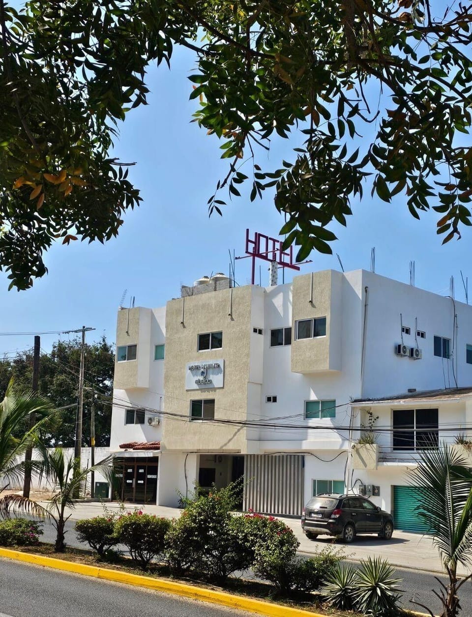 Hotel Familiar Abejac Hotel in Brisas de Zicatela