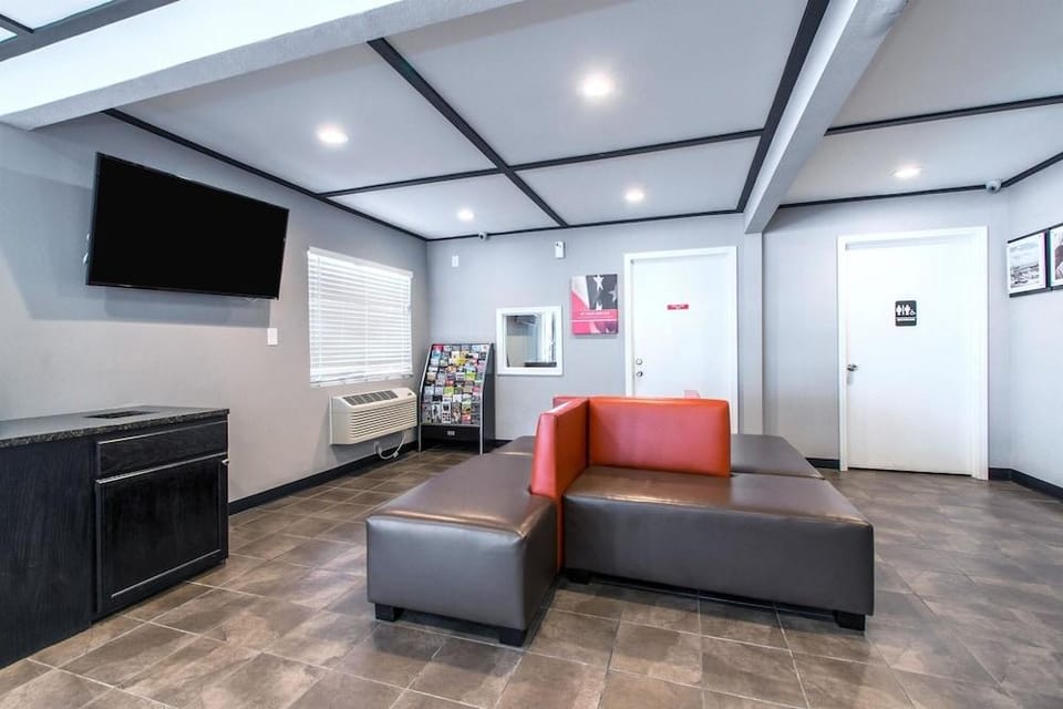 Motel 6 Hotel in Norcross