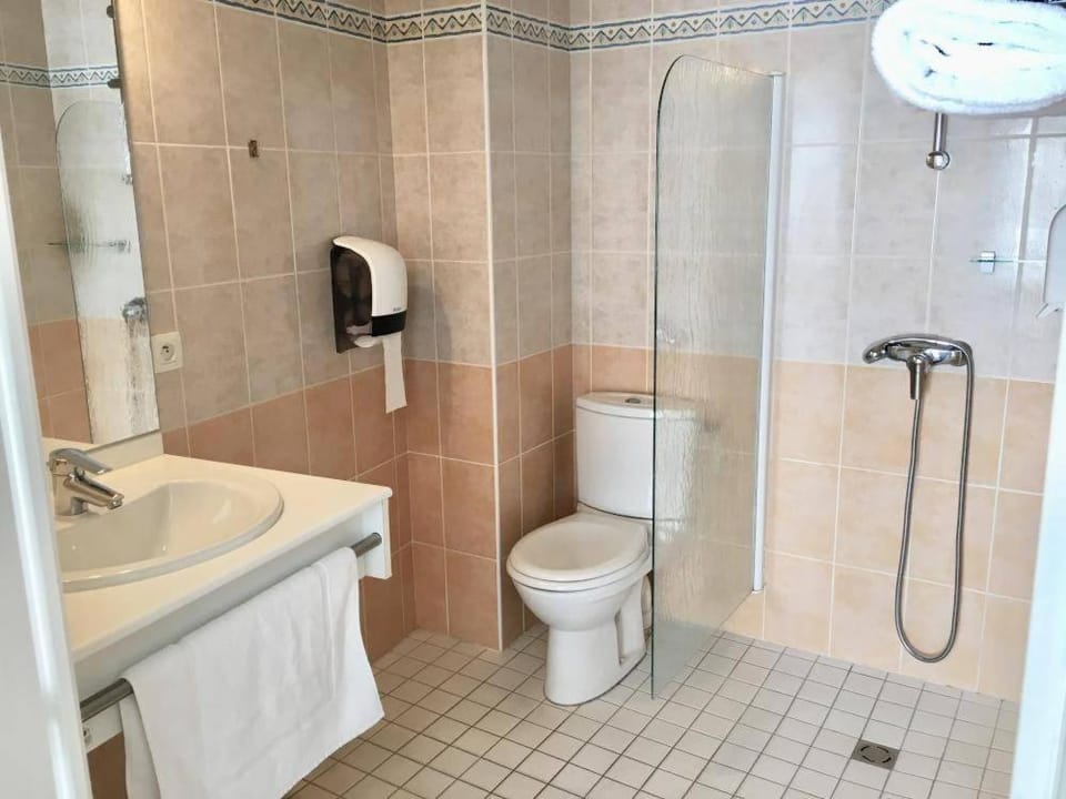 Logis Hotel Le Laurier Fleuri Hotel in Nantes