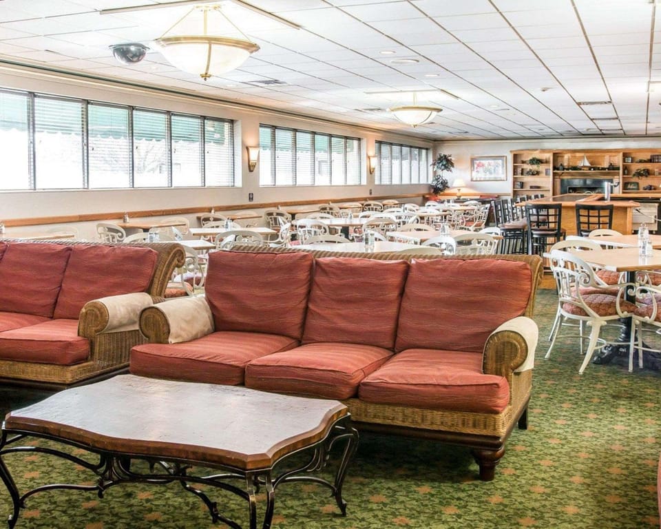 Quality Inn & Suites Monroe Hotel in Jerusalem Township