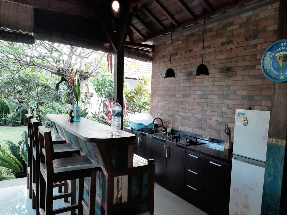 Gedong Kelating 1 Bed and Breakfast in Kerambitan