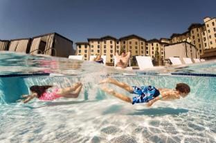Great Wolf Lodge Garden Grove Hotel in Santa Ana