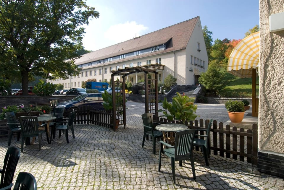 Land- und Golfhotel Alte Fliegerschule Hotel in Eisenach